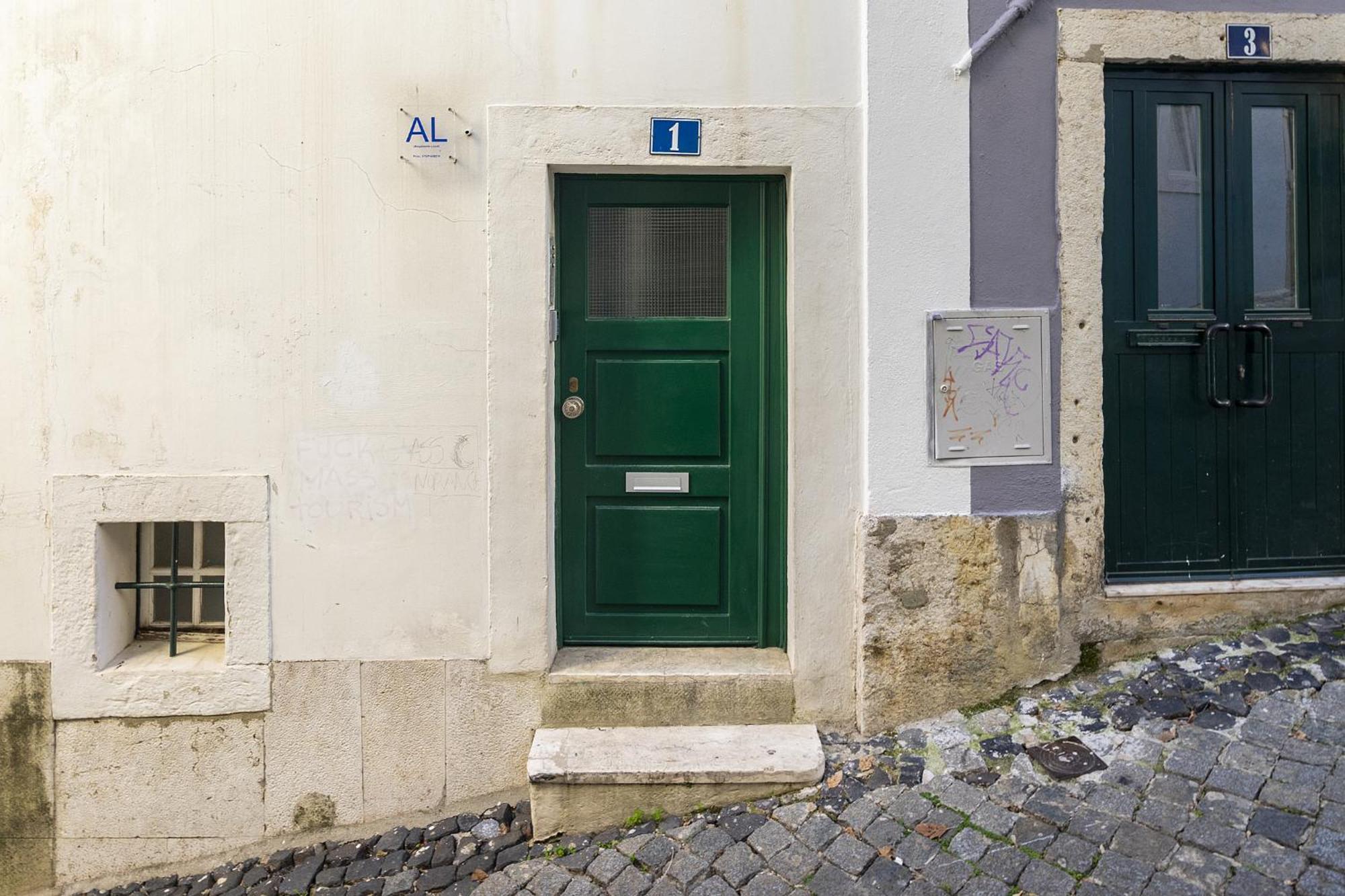 Whome Central Alfama Hideaway Perfect To Explore Lisboa Eksteriør billede